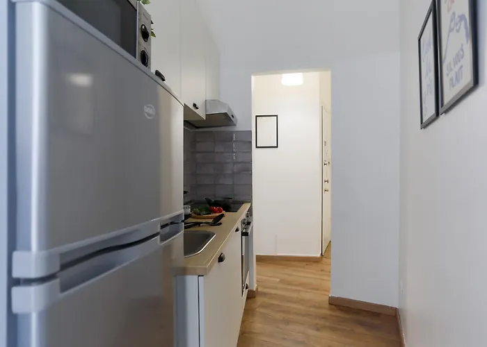 The Best Rent - Cozy Two-Bedroom Apartment Near Colonne S Lorenzo